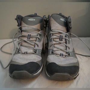 Women’s Hiking Boot